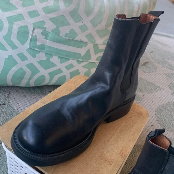 J. Crew Leather Chelsea pull-on boots - Picture 3 of 10